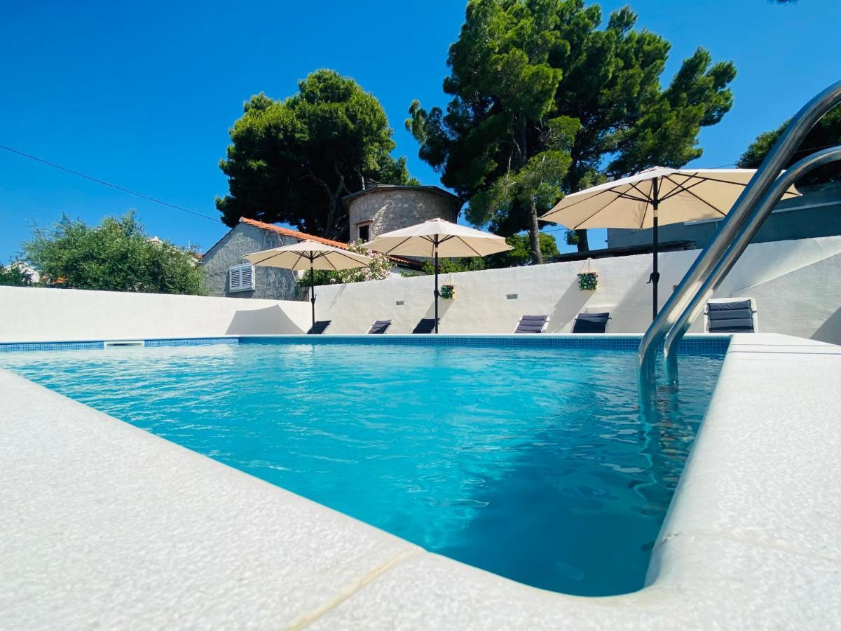 Sea-views Brazza With Private Pool * Milna (Brac)